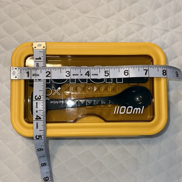 Lunch Box Beautiful Life. Re-Useable Lunch Box. Yellow and Teal. 2 Compartments - Picture 7 of 8